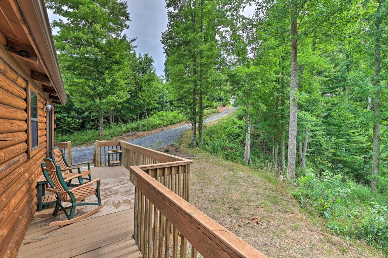 Quaint Log Cabin With Views Near West Jefferson Warrensville Luaran gambar